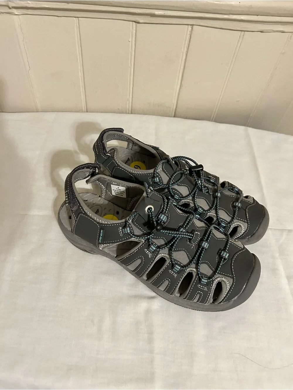 Eddie Bauer Kelowna Men’s Waterproof Hiking Sandals/Gray/Size 9/NWOB